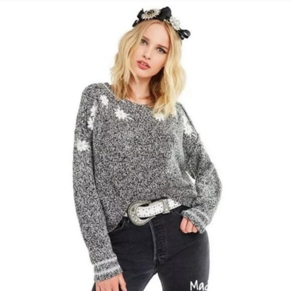 WILDFOX Lewis Flower Sweater